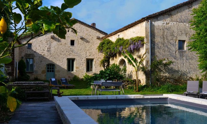Ruch Casa | Le clos des abeilles