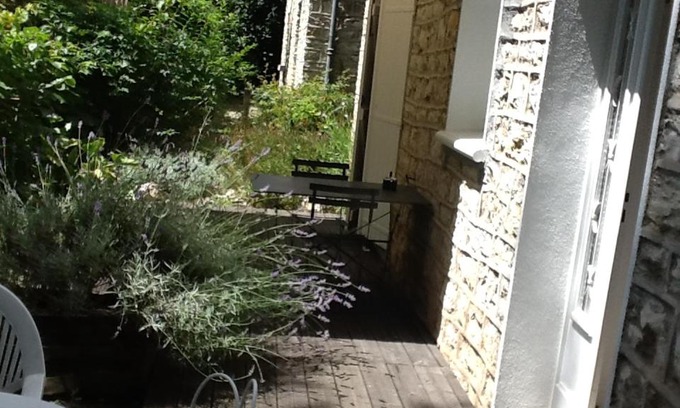 Brive-la-Gaillarde Apartamento | Le Clos Doménat 1