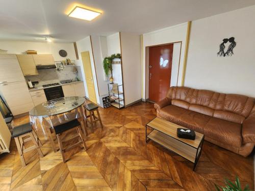 Gray-la-Ville Apartamento | Le Clos Mauron Numéro 12
