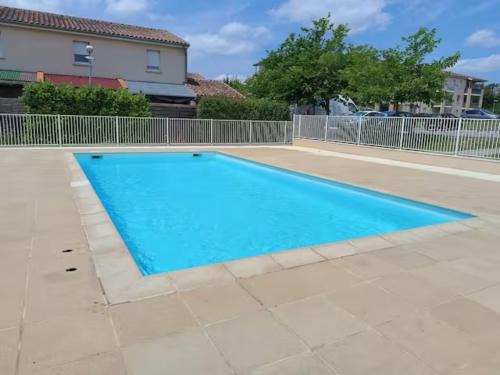 Carcassonne Apartamento | Le cocon de Marie,piscine, balcon, parking gratuit, baignoire