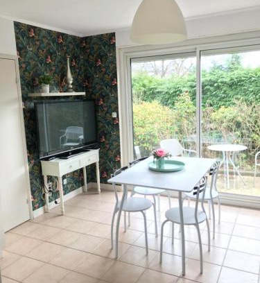 Liffre Apartamento | LE COCON - Terrasse - Lumineux - Proche RENNES
