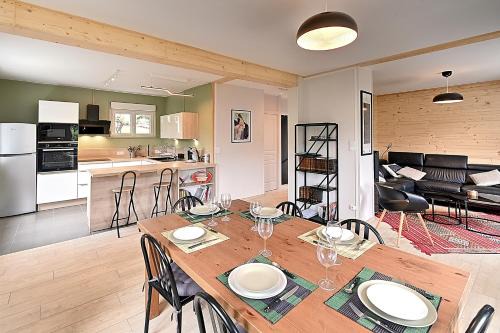 Travexin Casa | Le Cocoon Clairefontaine - Maison vue montagne
