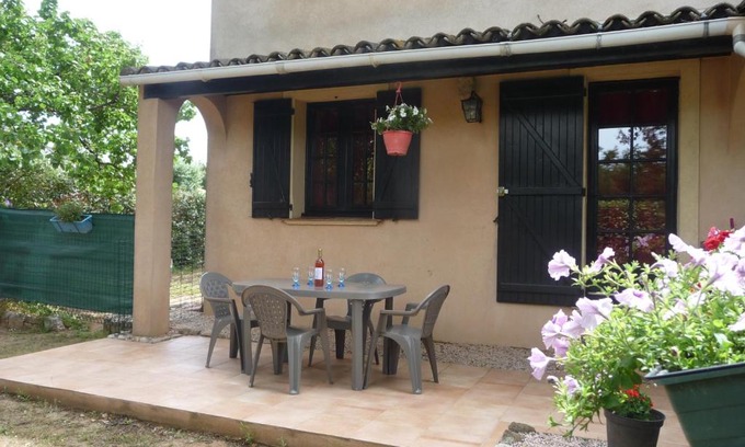 Vidauban Apartamento | Le coin tranquille