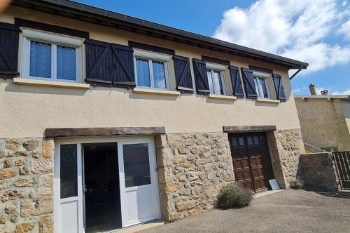 Saint-Jean-Soleymieux Apartamento | Le Cruzillou