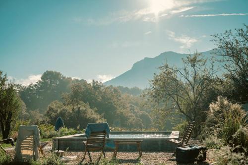 Trets Cama Y Desayuno | LE DEFFEND VIEUX