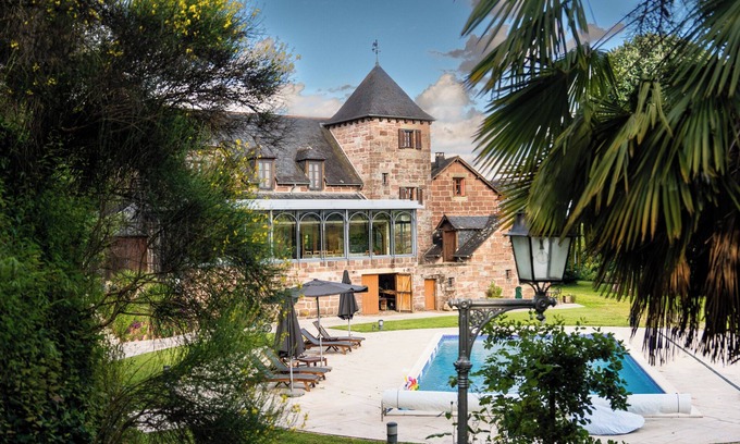 Allassac Casa | Le Domaine des Vignes Blanches