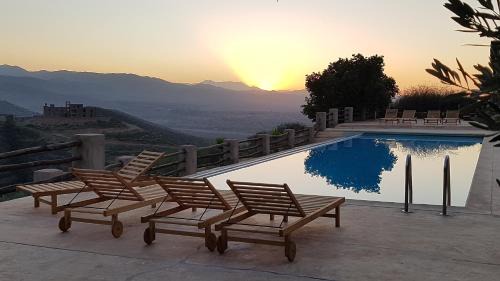 Tnine Ourika Cabina | Le Douar Berbere
