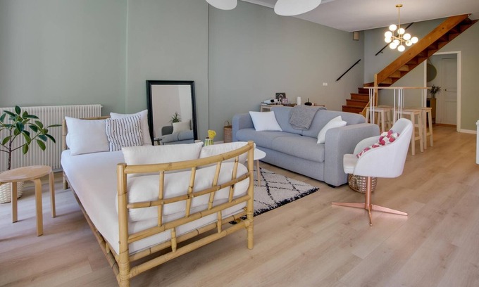 Les Cinq Avenues Apartamento | 'Le Duplex' Gran dúplex de 131m2 con jardín en Marsella de Weekome