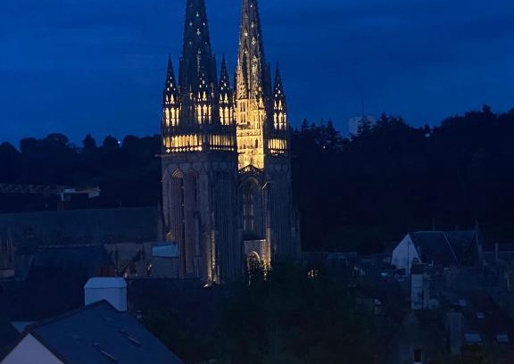 Quimper Apartamento | Le duplex Saint-Corentin - Hyper Centre - Parking Privé