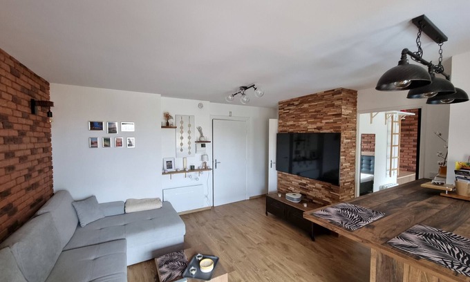 Guilhemery Apartamento | Le Factory - 4p - Lumineux & Arboré/Parking/Balcon