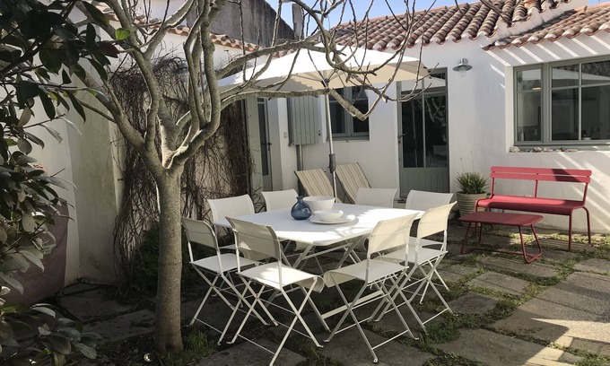 Ile d'Yeu Casa | LE FIGUIER charming house on Ile d'yeu, in the heart of Saint-Sauveur, 5 bedrooms
