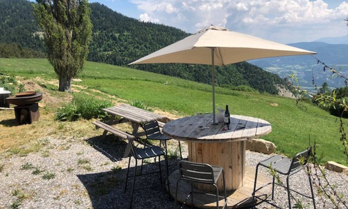 Ancelle Villa | Le Forest Arto - beautiful gîte in Ancelle, Gap, France