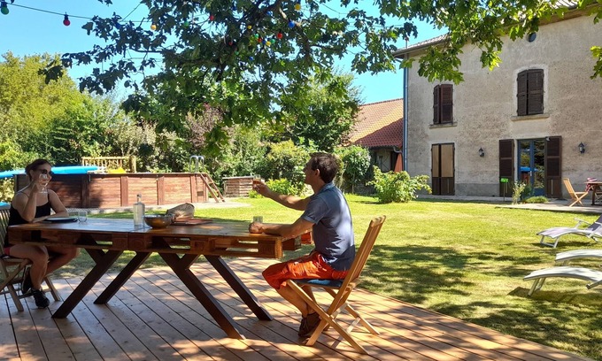 Saint-Etienne-sur-Reyssouze Casa | Le Grenier du Chêne, sweet cottage between Bresse and Burgundy, 12 to 15 people