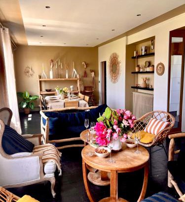 Saint-Jean Eudes Saint-Gilles Apartamento | Le French Caen Caen Loft Plein de Charme au cœur de Caen pouvant accueillir 8 personnes