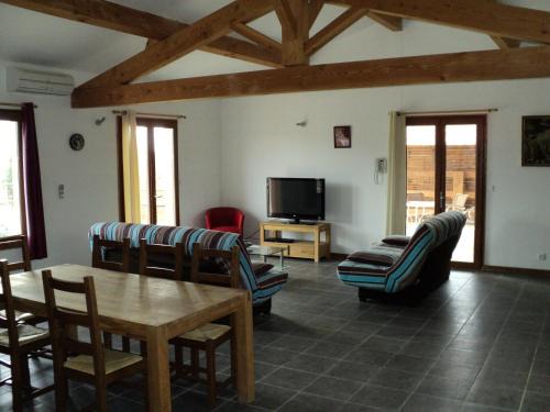 Theziers Casa | Le Gîte du Clos Boisé
