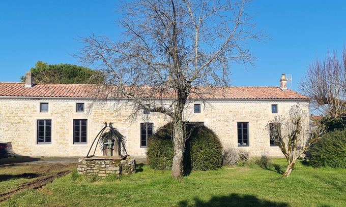 Montpellier de Medillan Casa | Le Gîte la Galerne se Trouve Dans un Hameau Avec un Environnement Champêtre