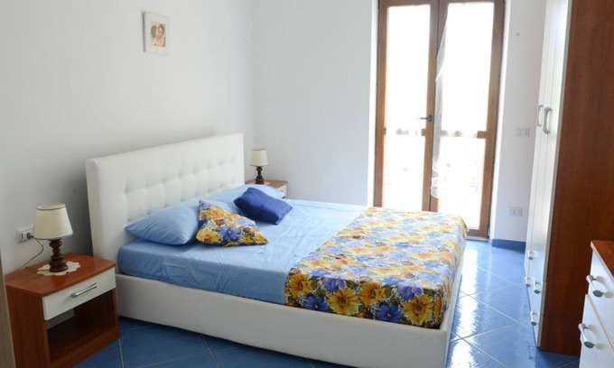 Acciaroli Apartamento | Le Giare Acciaroli - Apartment with terrace