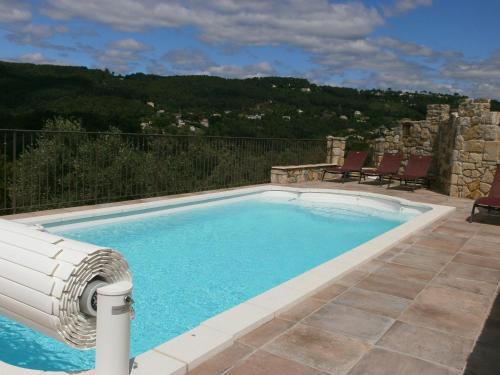 Saint-Etienne-de-Fontbellon Casa | LE GRAND CHENE