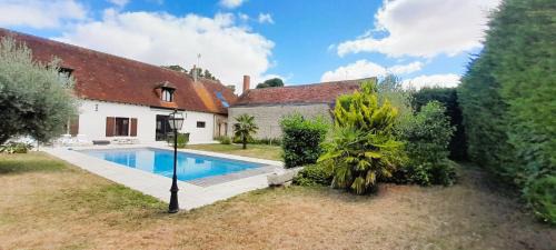 Levroux Casa | le Grand Chai piscine clim jardin 16 pers Levroux