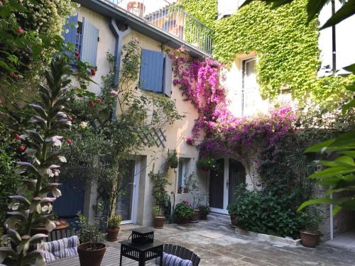Beaucaire Apartamento | LE GRAND ROUGET