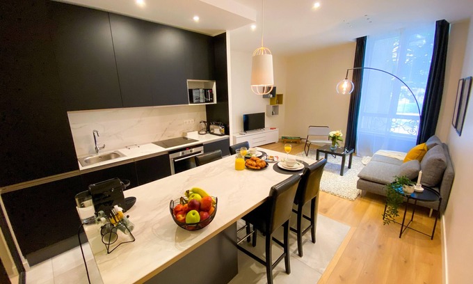 Secteur 2 Apartamento | Le Huppé 🌍 Hypercentre 🏙 Cozy near Bastille🏔