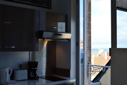 Arromanches-les-Bains Apartamento | Le Joffre - studio sur la digue en centre ville