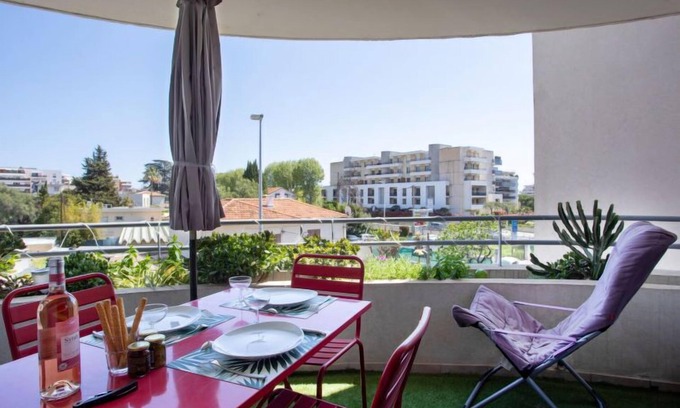 Cros-de-Cagnes Apartamento | Le Lagon Bleu by Interhome