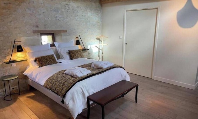 Saint-Michel-Lapujade Cama Y Desayuno | Le Loft Ancien Haras de la Tour