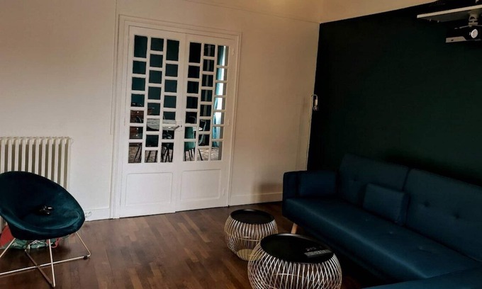 Jouy Casa | Art Deco - House + Parking (Portes de Chartres)