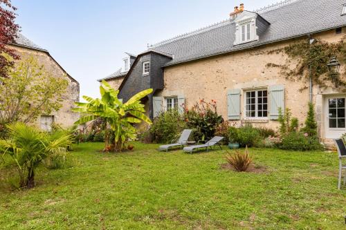 Clere-les-Pins Cama Y Desayuno | Le Logis de Cléré