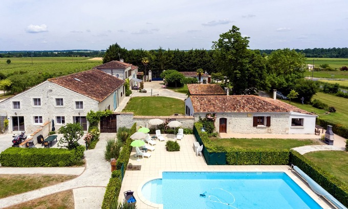 Brives-sur-Charente Casa | Le Marronnier