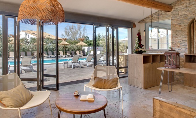 Saintes-Maries-de-la-Mer Hotel | Le Mas de Cocagne