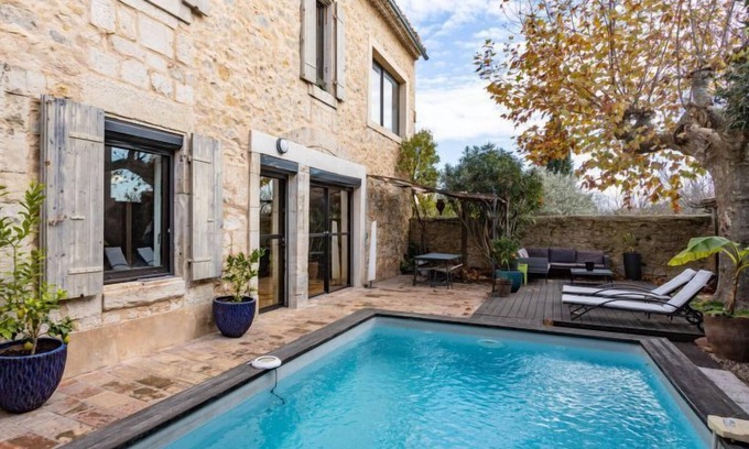 Jonquieres-Saint-Vincent Casa | Le Mas Provençal by Interhome