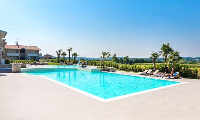 Lonato del Garda Apartamento | Le Mele 7 by Wonderful Italy