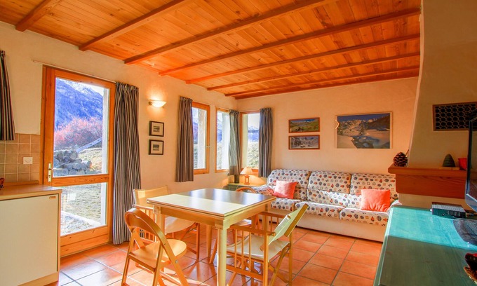 Nevache Chalet De Esquí | Le Miou: aldea de Chazals Nevache Hautes Alpes