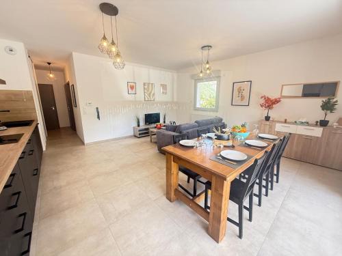 Saint-Jean-de-Maurienne Apartamento | Le Moulin Balcon Proche Centre Calme