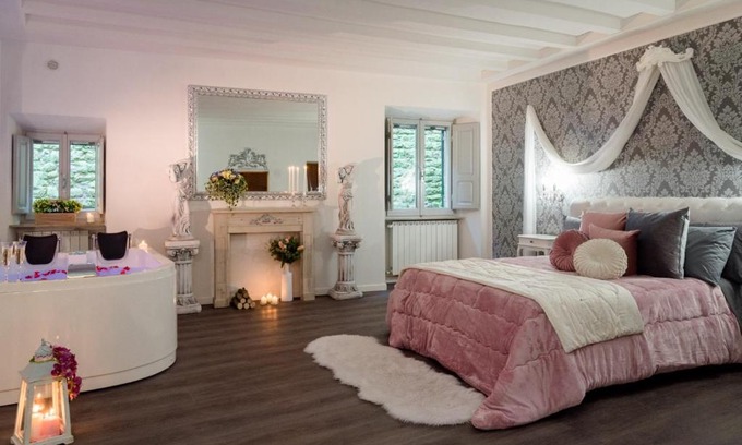 Castiglion Fiorentino Apartamento | Le Mura Luxury Room ROOM & PERSONAL SPA