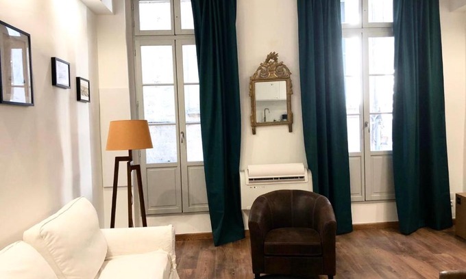 Montpellier City-Centre Apartamento | Le musée Fabre, appart de charme , parking gratuit