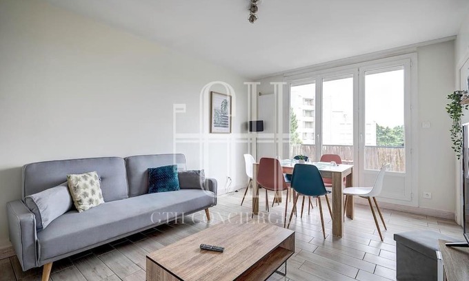Saint-Pierre-des-Corps Apartamento | Le Noisetier / Proche Gare Saint Pierre Des Corps