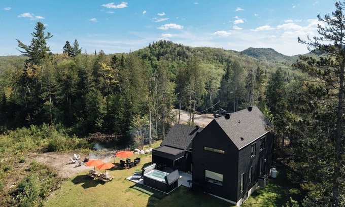 Saint Come Chalet De Esquí | Le Nordet - Spa, Game Room, and Stunning View