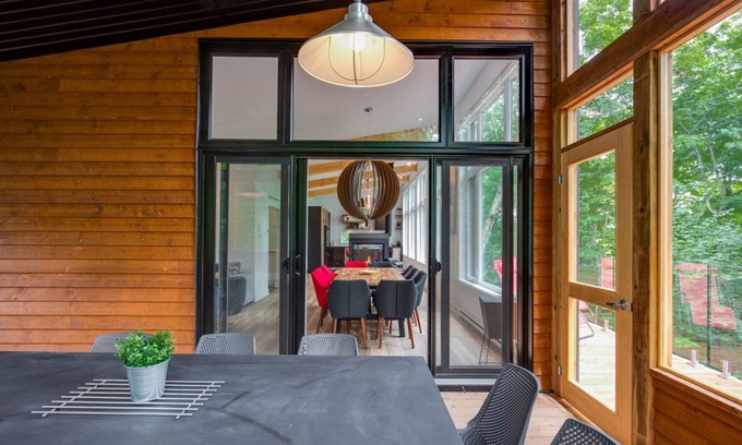 Morin Heights Casa | Le Panorama, Chalet Avec spa Près des Pentes de Ski!