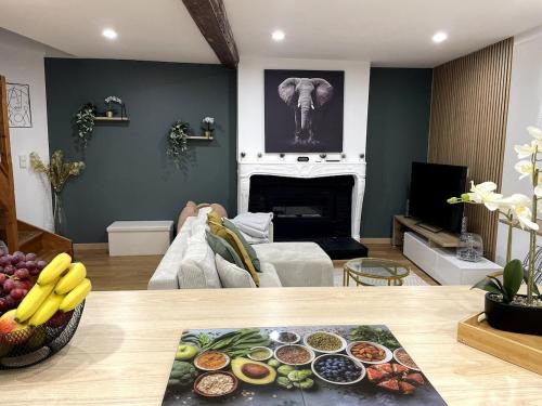 Riom Apartamento | Le Parifou Family home in Riom Puy de Dome
