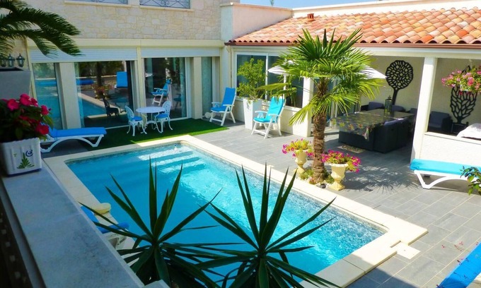 Saint-Vincent-Rive-d'Olt Casa | LE PATIO DU BARRY - SAINT-VINCENT-RIVE-D'OLT