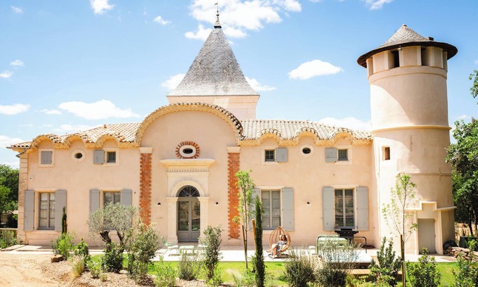 Pezenas Casa | Le Pavillon, Appartement Écolodge Haut de Gamme Avec Piscine et Jacuzzi