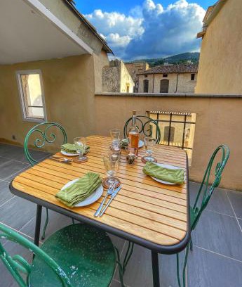 Apt Apartamento | Le Petit Delphia