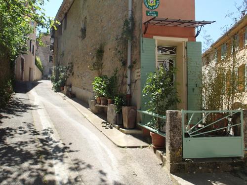 Meounes-les-Montrieux Casa | Le petit gîte du coin