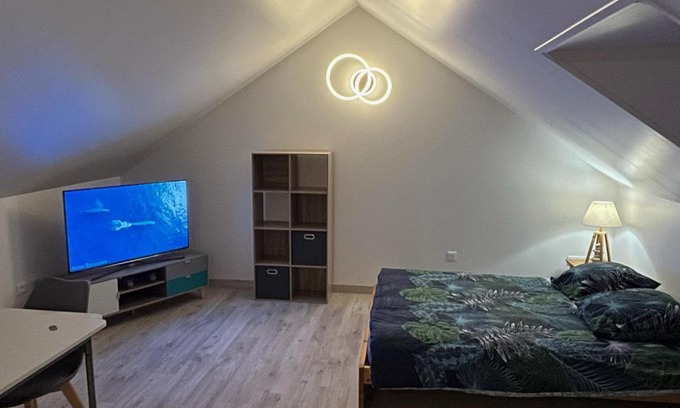 Lorcy Apartamento | Le petit Saint Vincent, Neuf et calme
