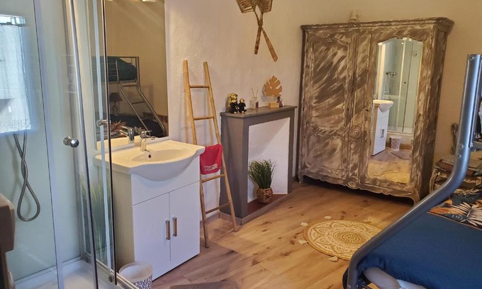 Saint-Ambroix Apartamento | Le Phoenix 30 m2 - lumineux et bien agencé