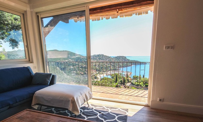 Espero-Pax Apartamento | Apartamento con impresionantes vistas al mar en las alturas de St-Raphael