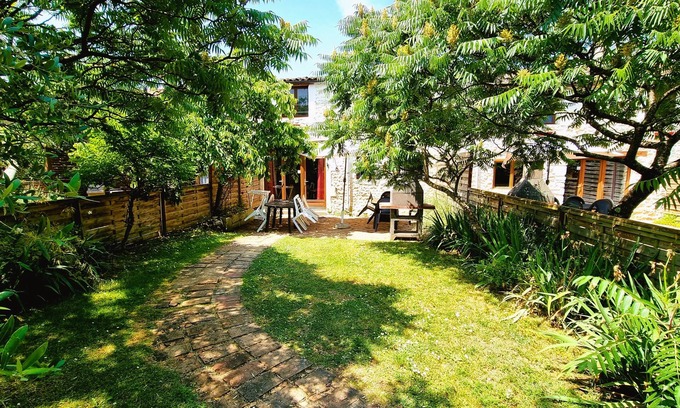 Saint-Just-Luzac Casa | Le Pressoir Gite 3 chambres